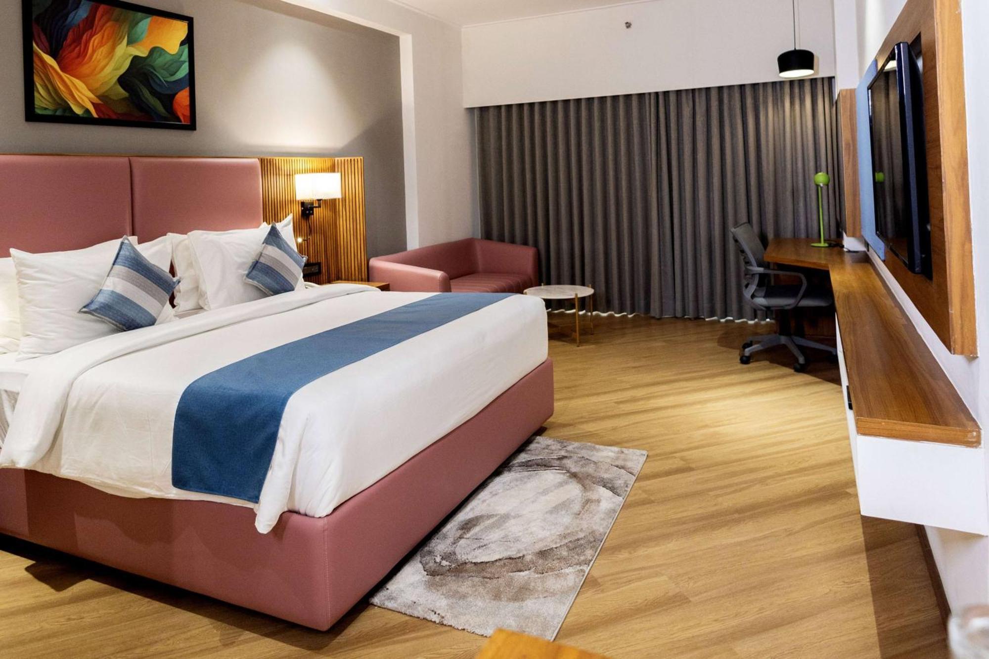 Ramada Encore By Wyndham Viramgam Exterior photo