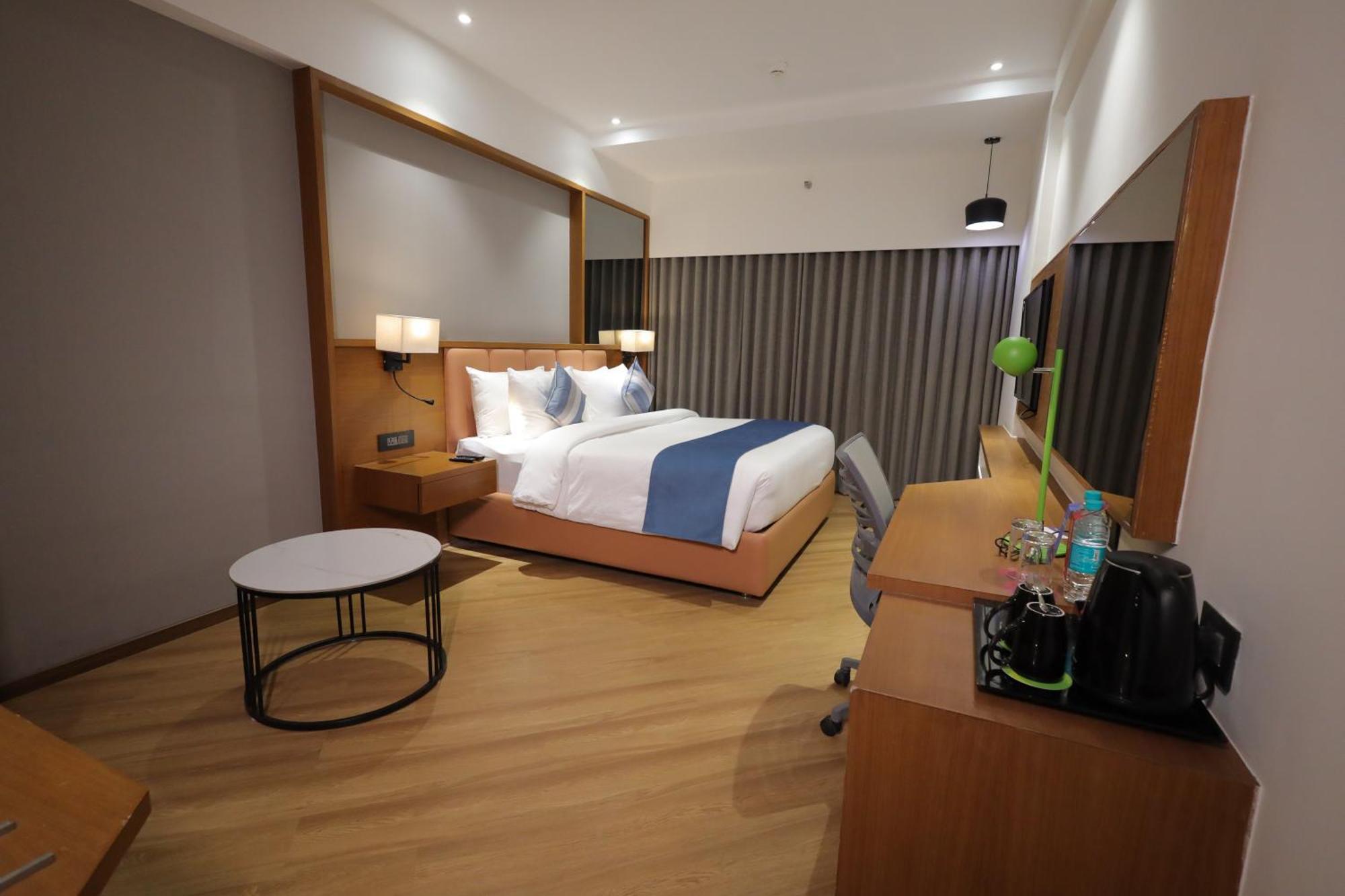 Ramada Encore By Wyndham Viramgam Exterior photo