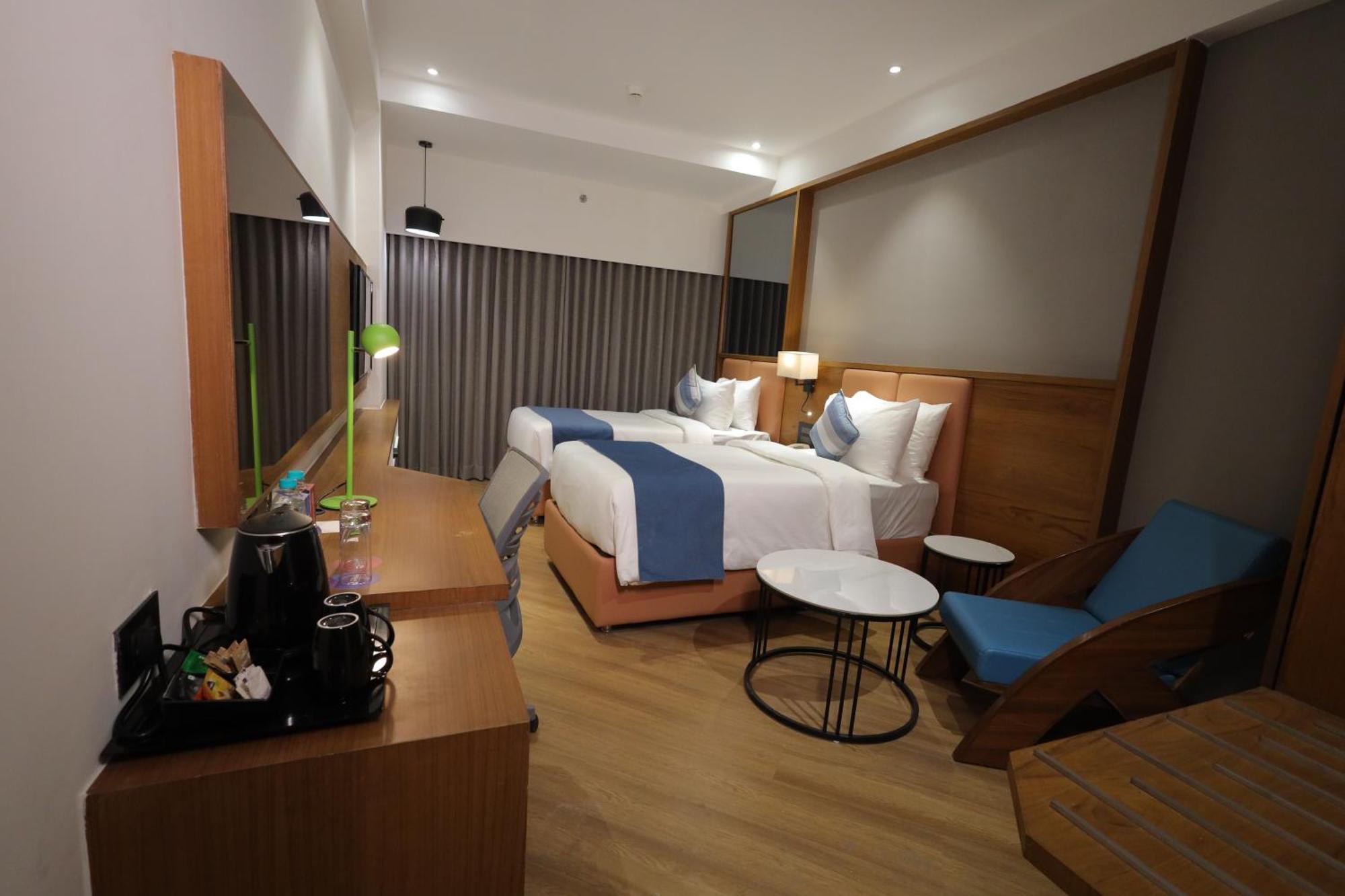 Ramada Encore By Wyndham Viramgam Exterior photo